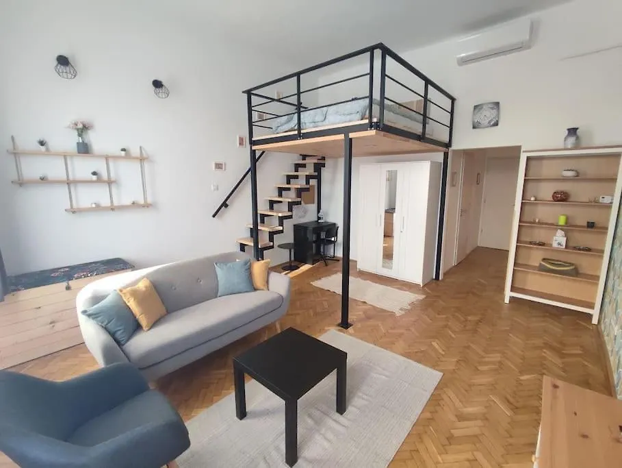 Hidden Gem For A Homey Getaway Budapest Apartment